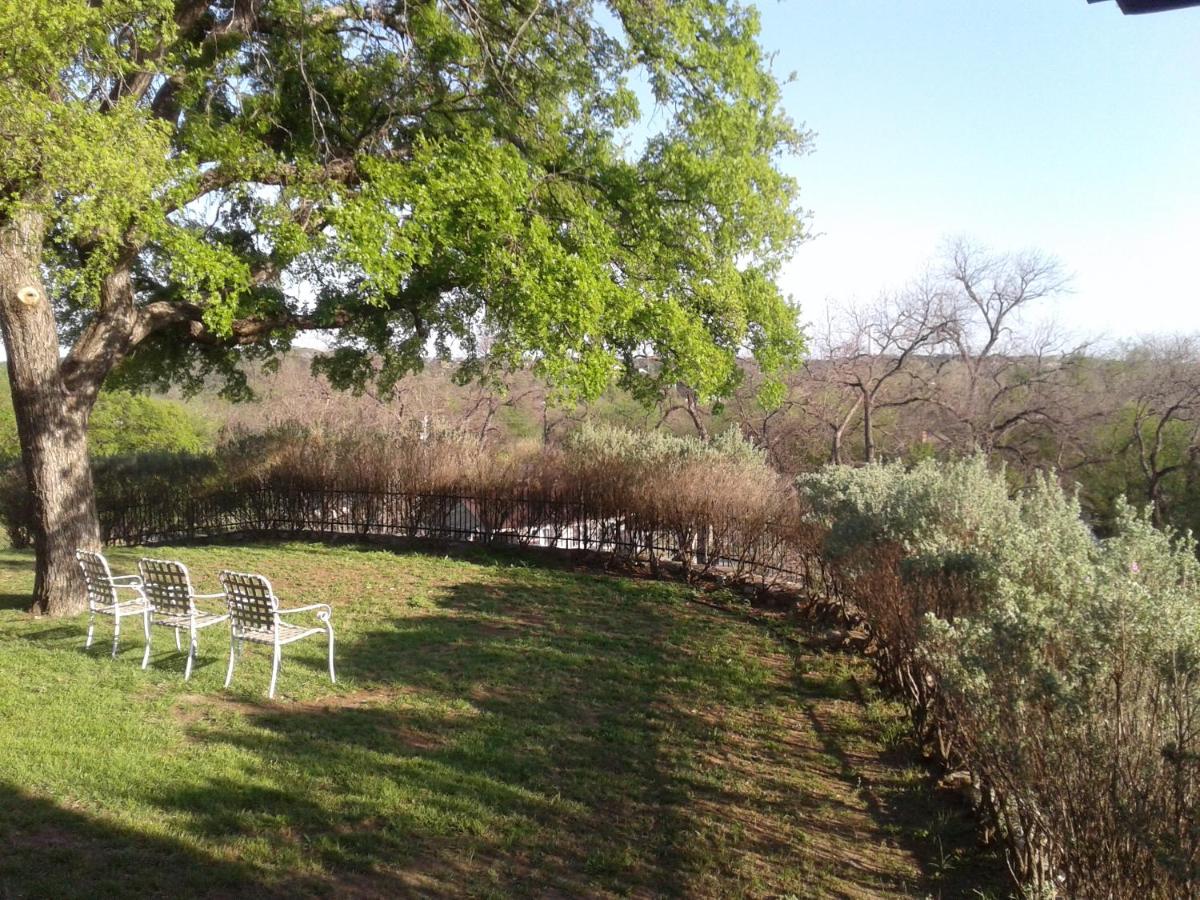 | Live Oak B&B