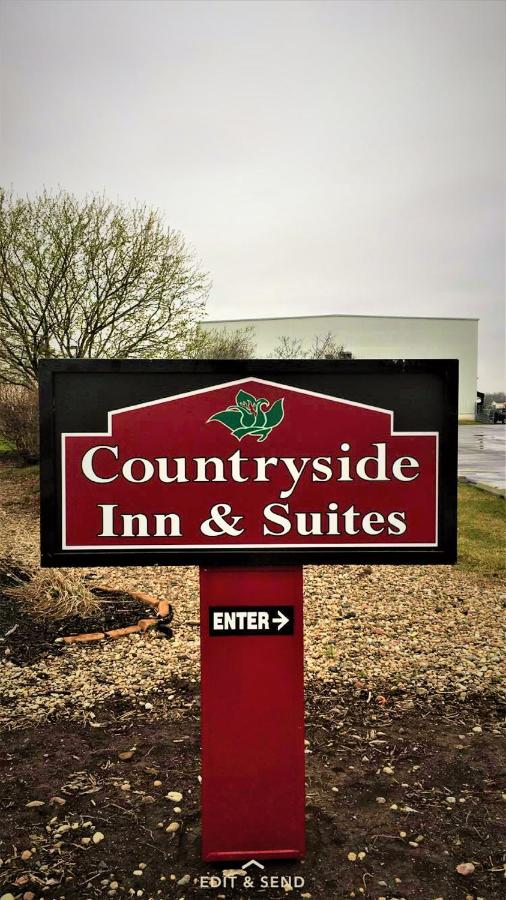 | Countryside Inn & Suites CB I80/I29.