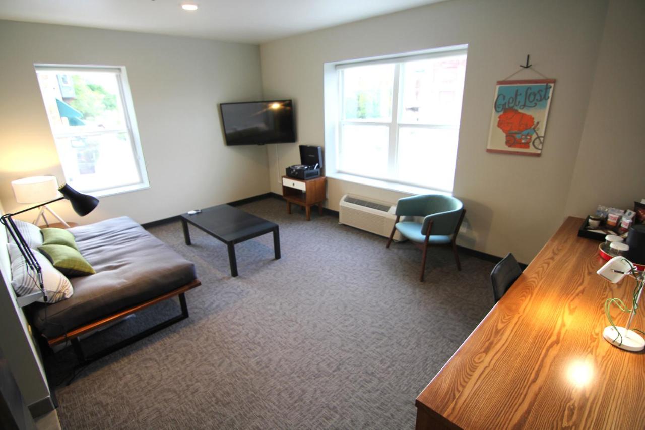 Deluxe King Suite at The Oxbow Hotel