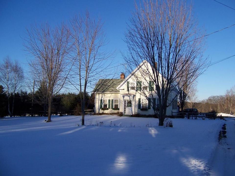 | Clary Lake Bed and Breakfast