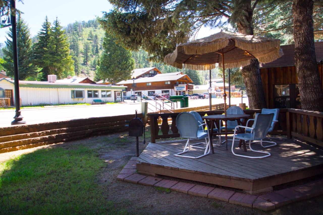  | Sitzmark Sports Lodge