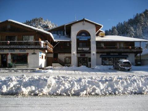  | Sitzmark Sports Lodge