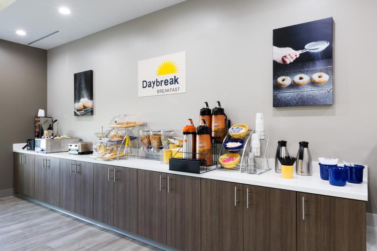  | Days Inn & Suites by Wyndham Houston NW Cypress