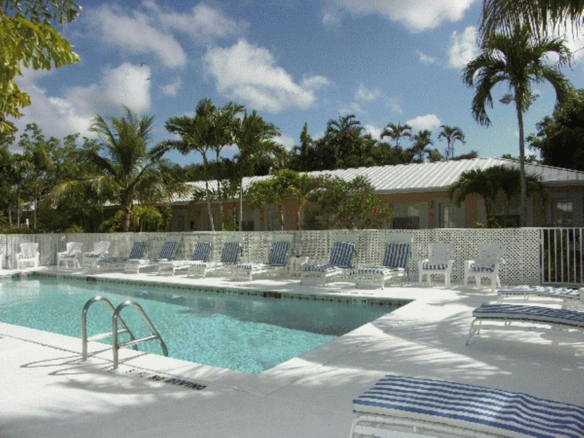  | Marco Island Lakeside Inn