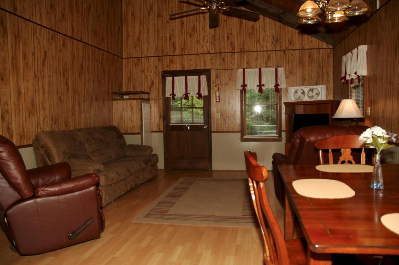 | Carolina Landing Camping Resort Luxury Cabin 8