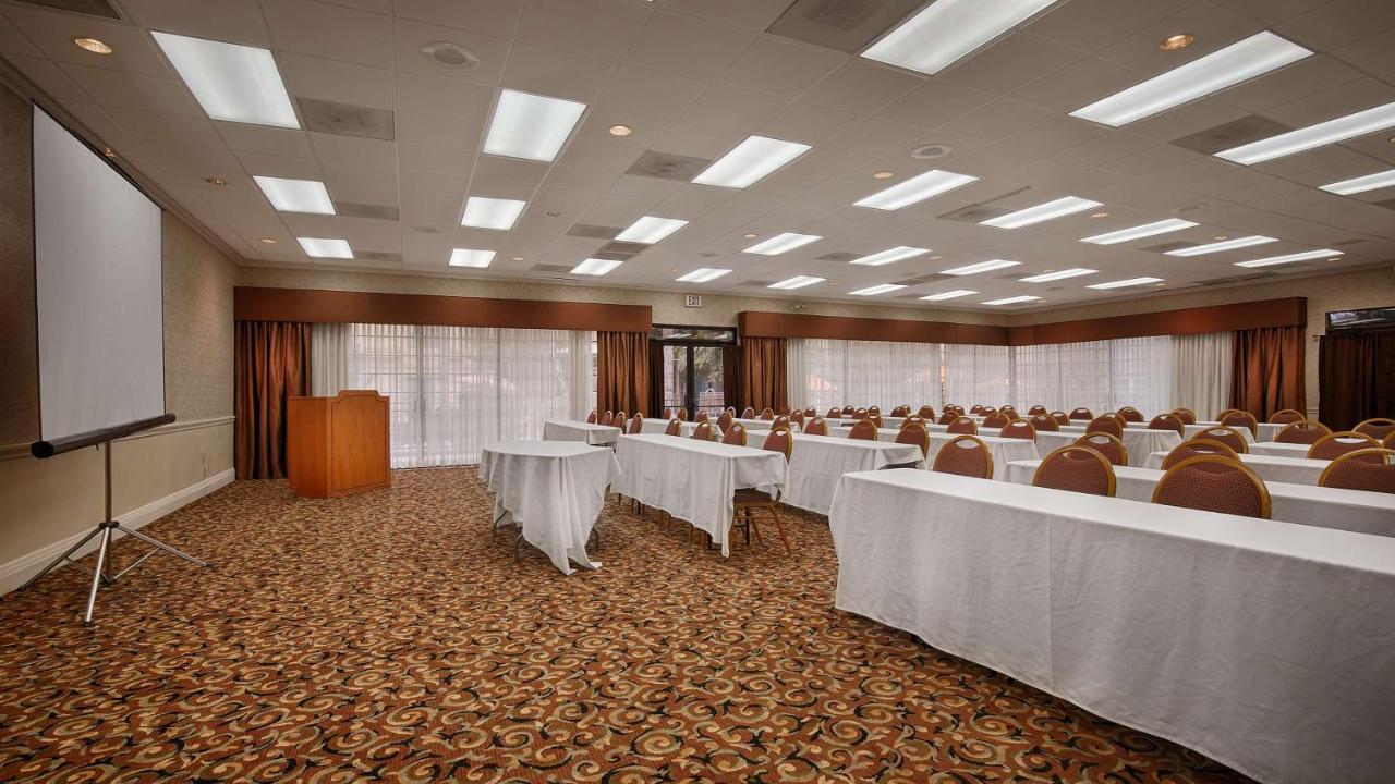  | Hotel Bridgeway, Tucson Int'l Airport