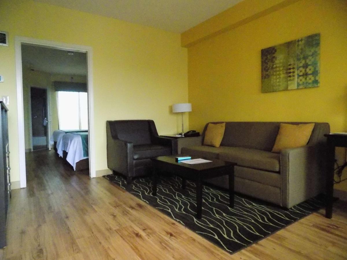  | Best Western Plus Deerfield Beach Hotel & Suites