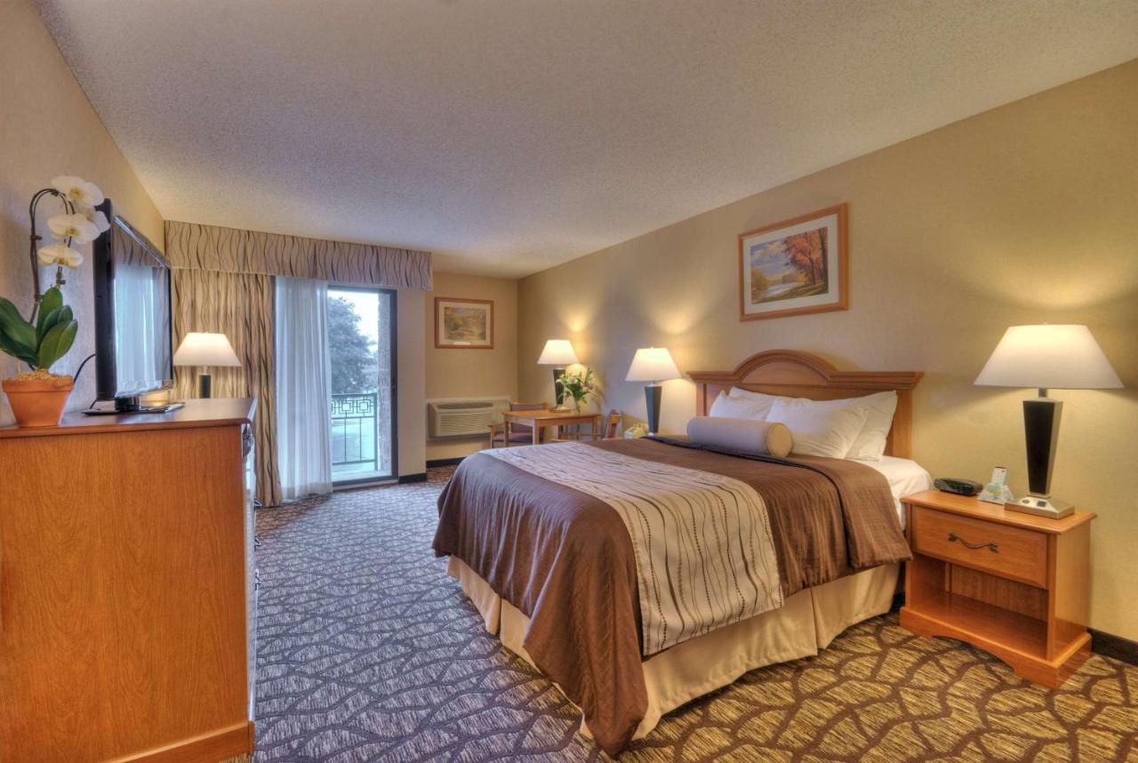 King Room - Non-Smoking at Best Western Clifton Park