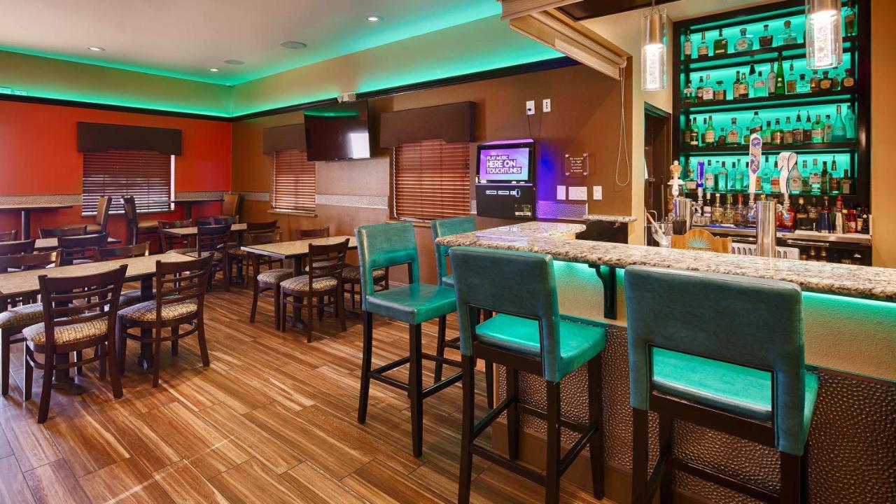 | Best Western Plus Edinburg Inn & Suites
