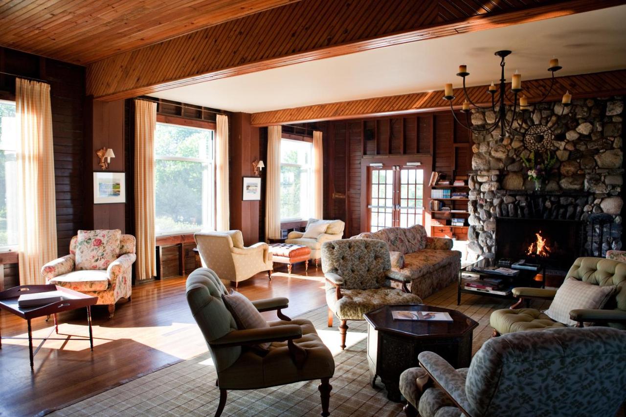| Chebeague Island Inn