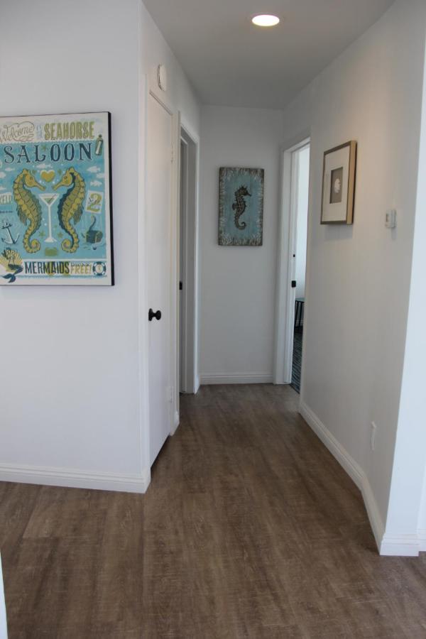 Deluxe Two-Bedroom Suite - Ocean Front at Sea Horse Resort