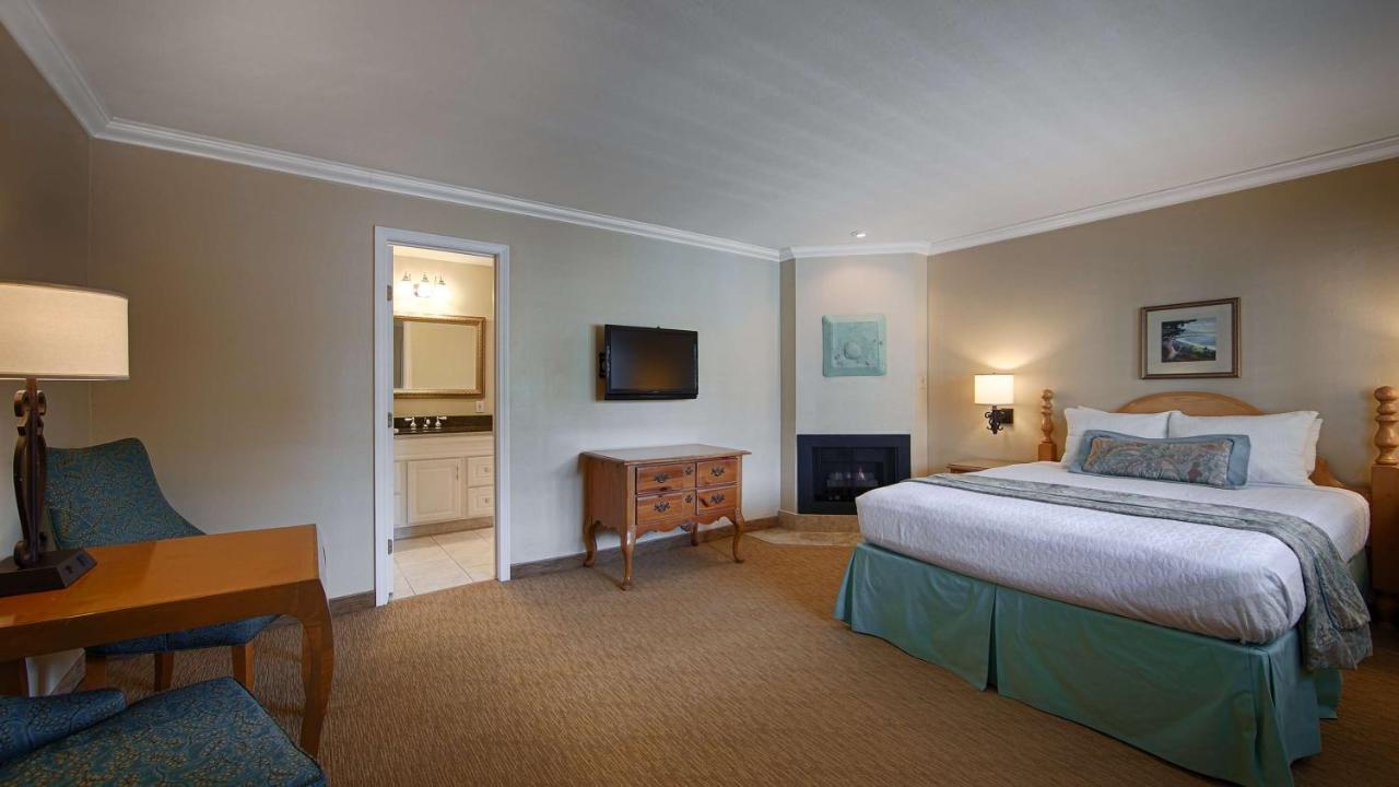 | Carmel Bay View Inn