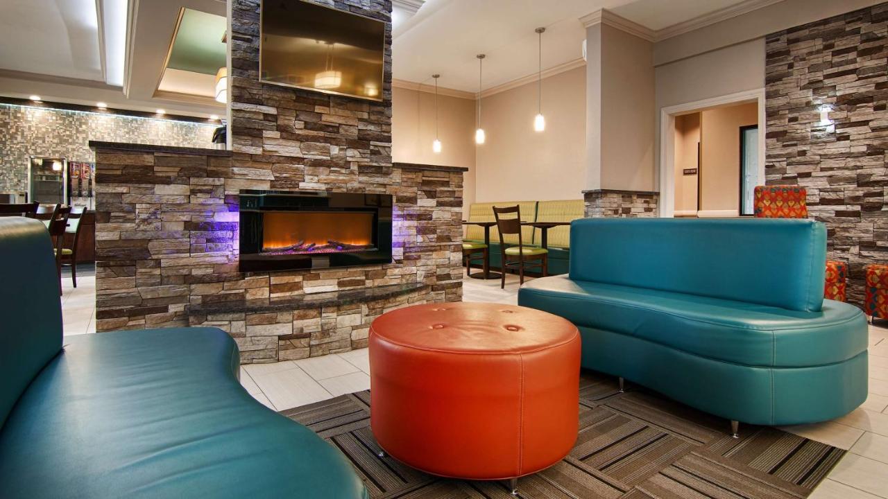 | Best Western Elkhart Inn & Suites