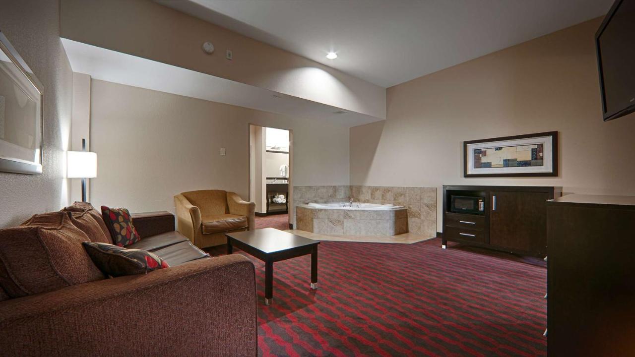  | Best Western Plus Cushing Inn & Suites