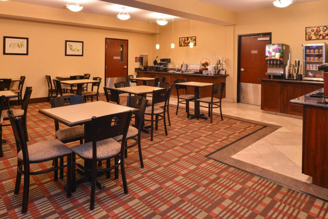 | Best Western Wilsonville Inn & Suites
