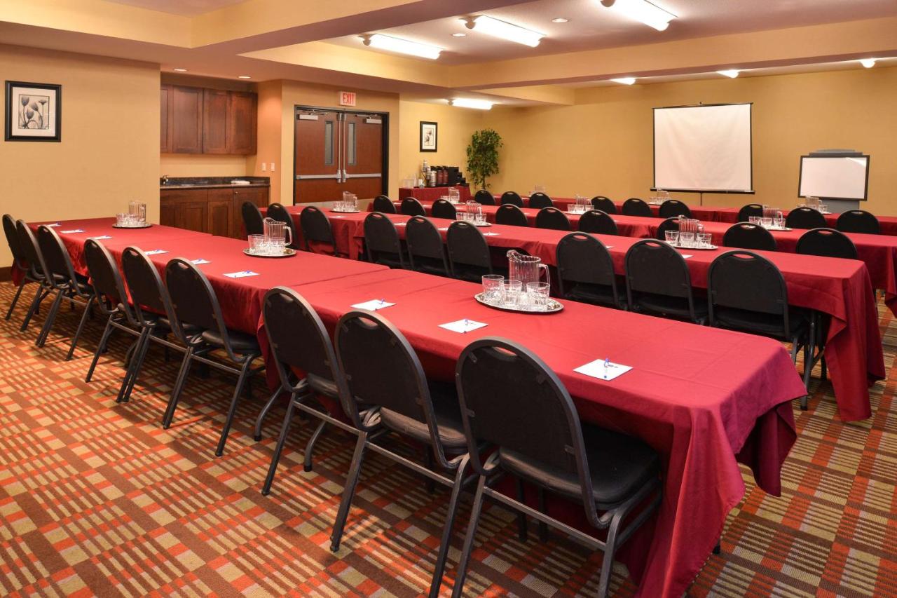 | Best Western Wilsonville Inn & Suites