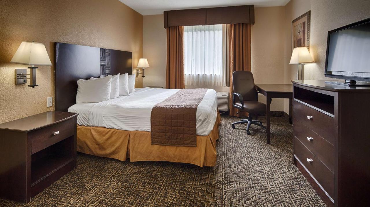 King Room - Non-Smoking at Best Western Inn