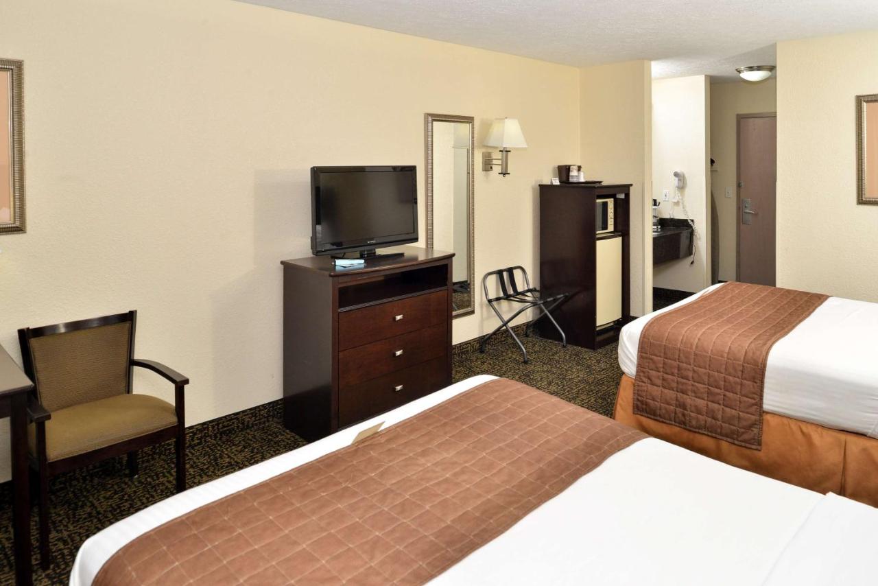 Two-Bedroom Suite - Non-Smoking at Best Western Inn