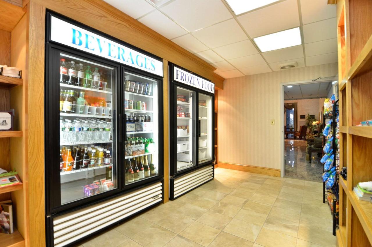 | Best Western Plus Concordville Hotel