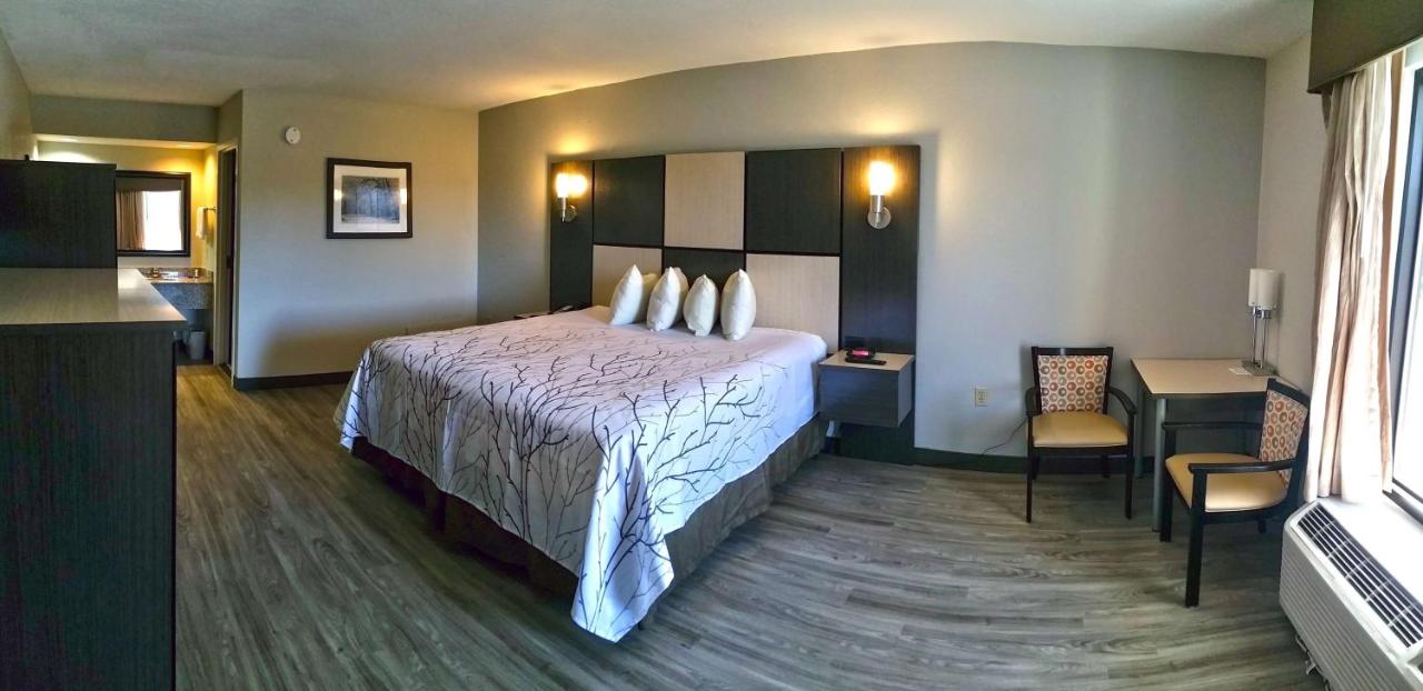  | Best Western Cades Cove Inn