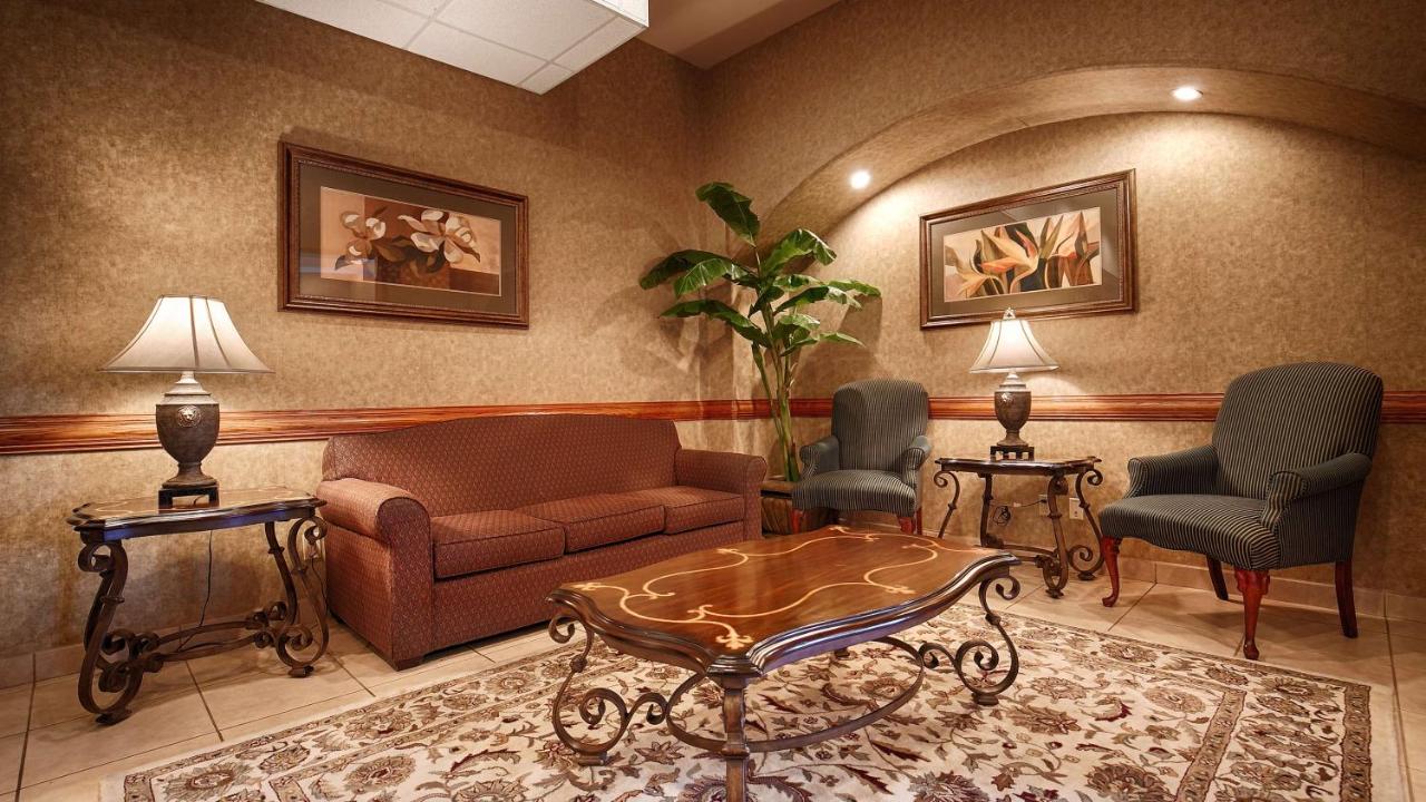 | Best Western Casa Villa Suites