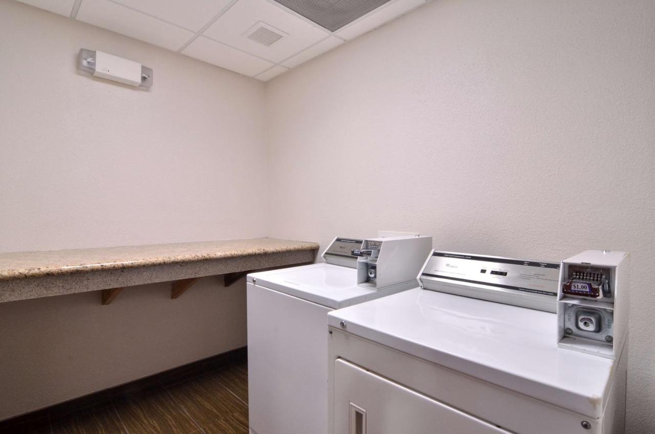 | Best Western Dayton Inn & Suites