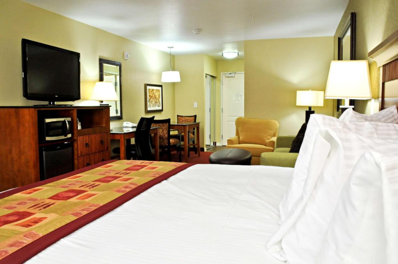 King Room - Disability Access at Best Western Plus Layton Park Hotel