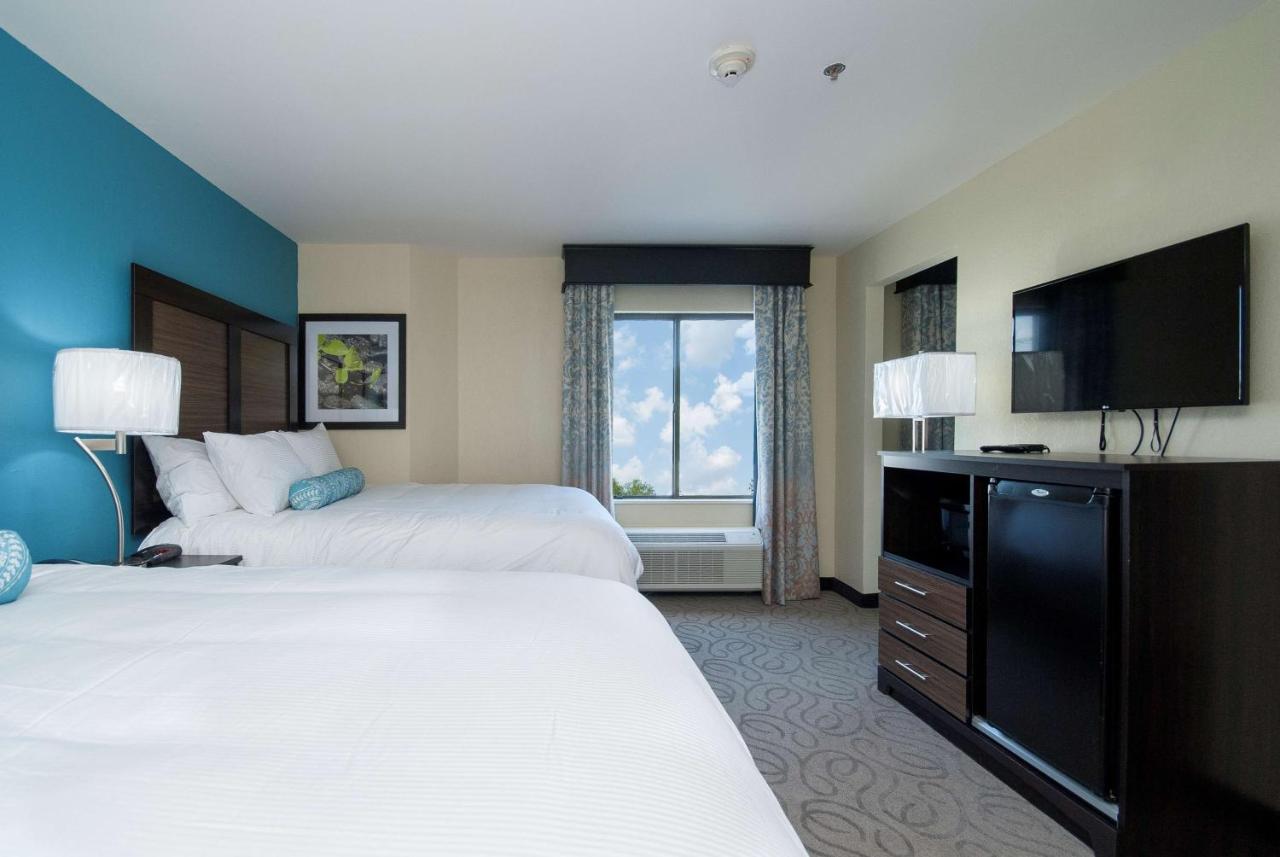 Queen Suite with Two Queen Beds at Best Western Travelers Rest Greenville