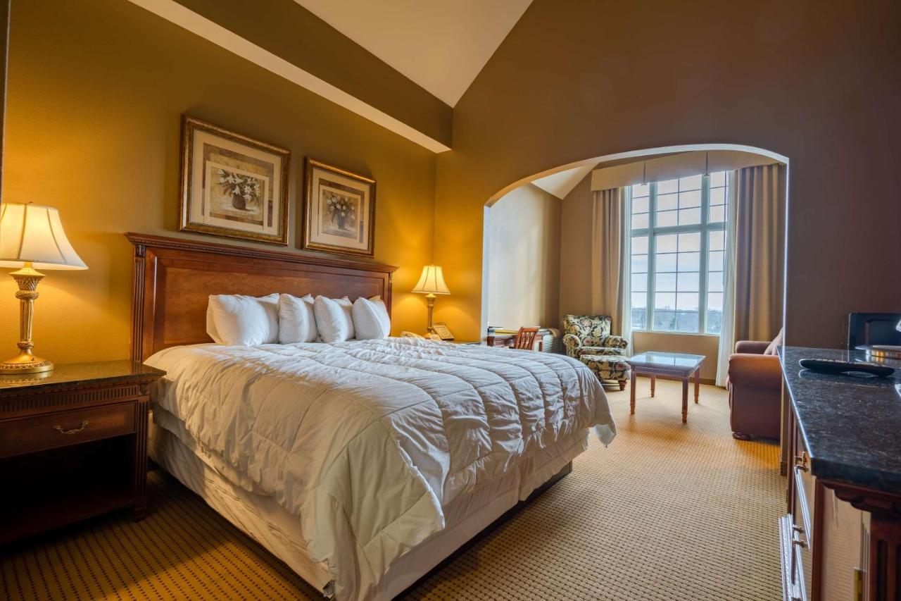 Standard King with Sofa Bed at The Wildwood Hotel