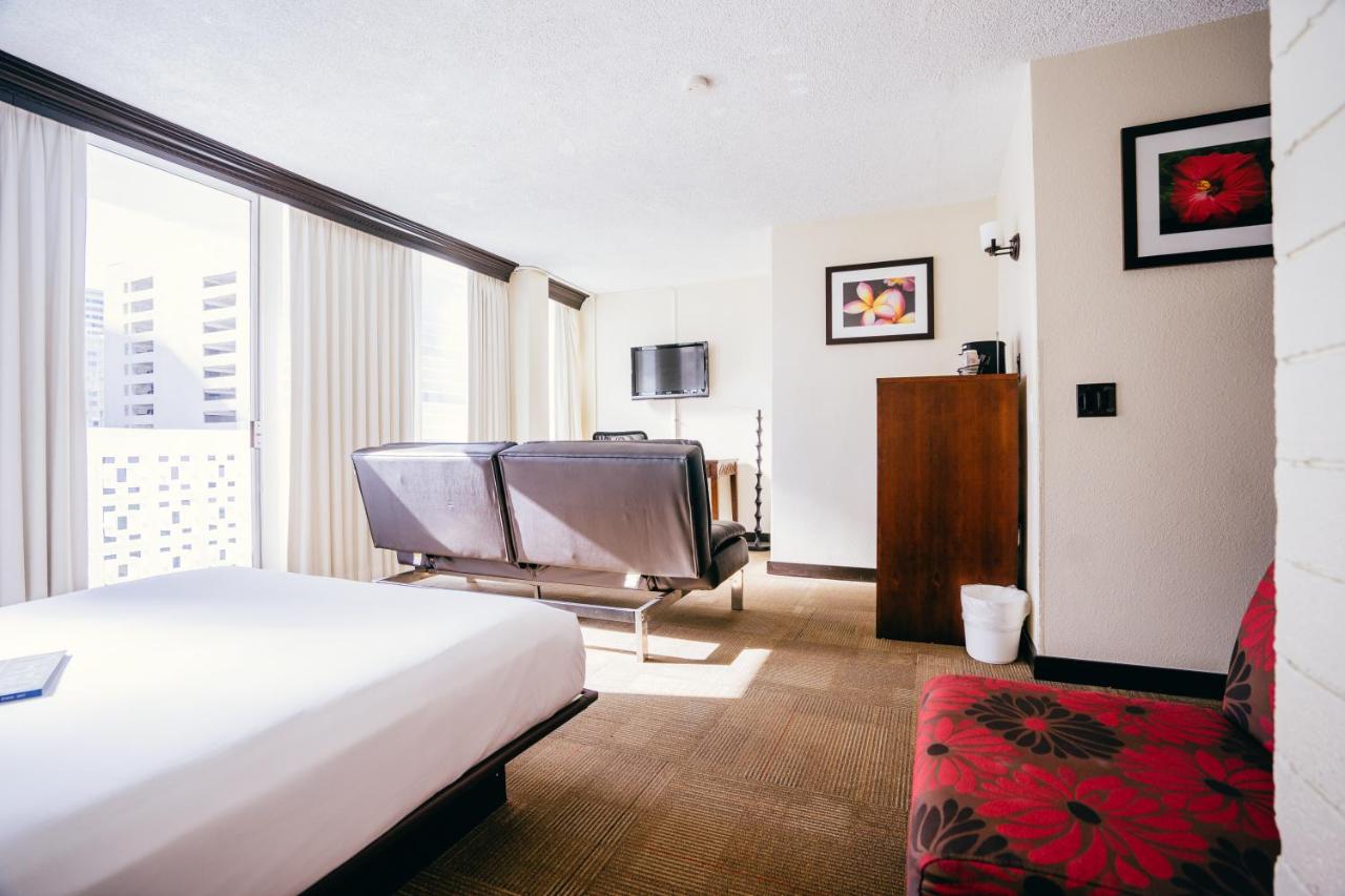 Queen Room with Sofa Bed at Stay Hotel Waikiki