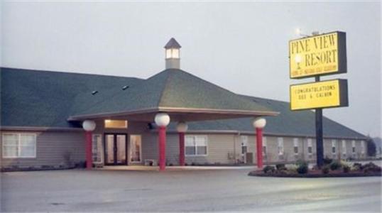 | Pine View Resort