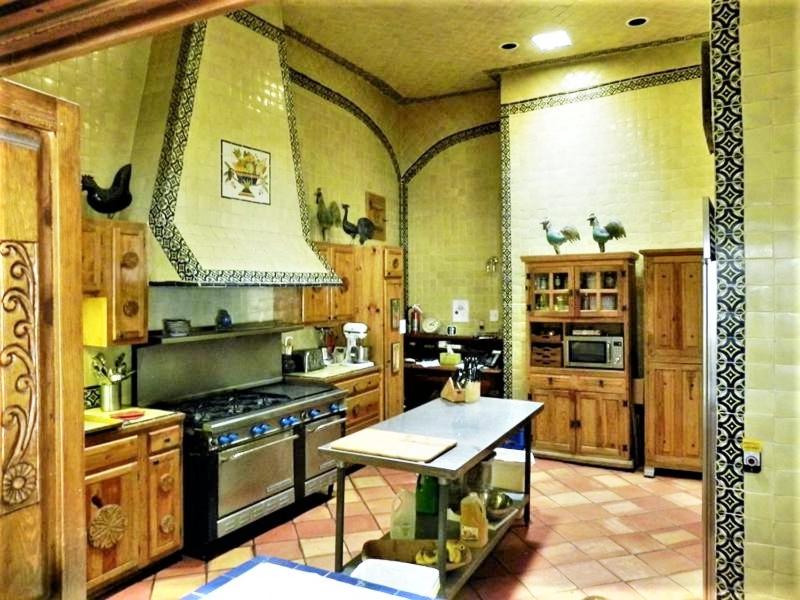 | Casa Benavides Inn