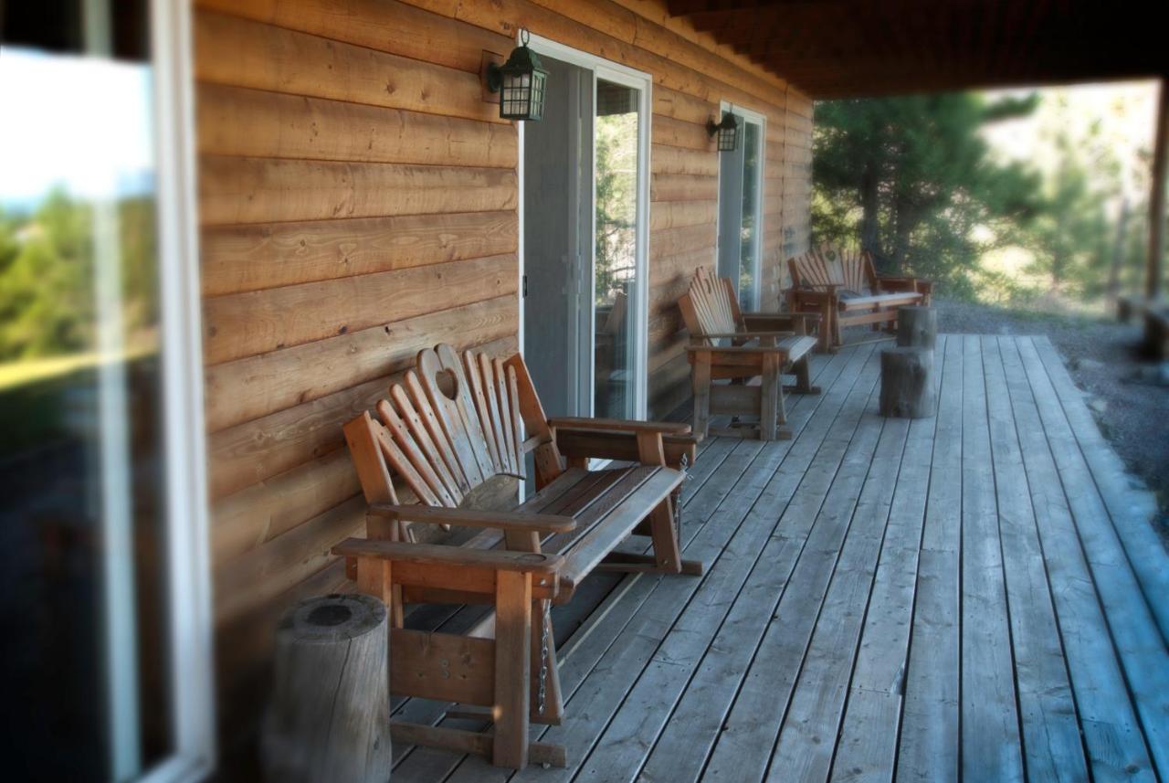| Outlook Inn Bed and Breakfast