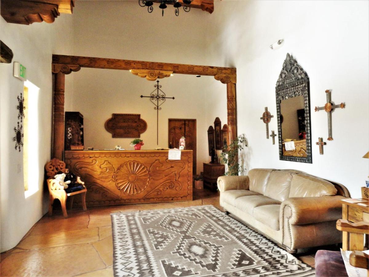 | Casa Benavides Inn