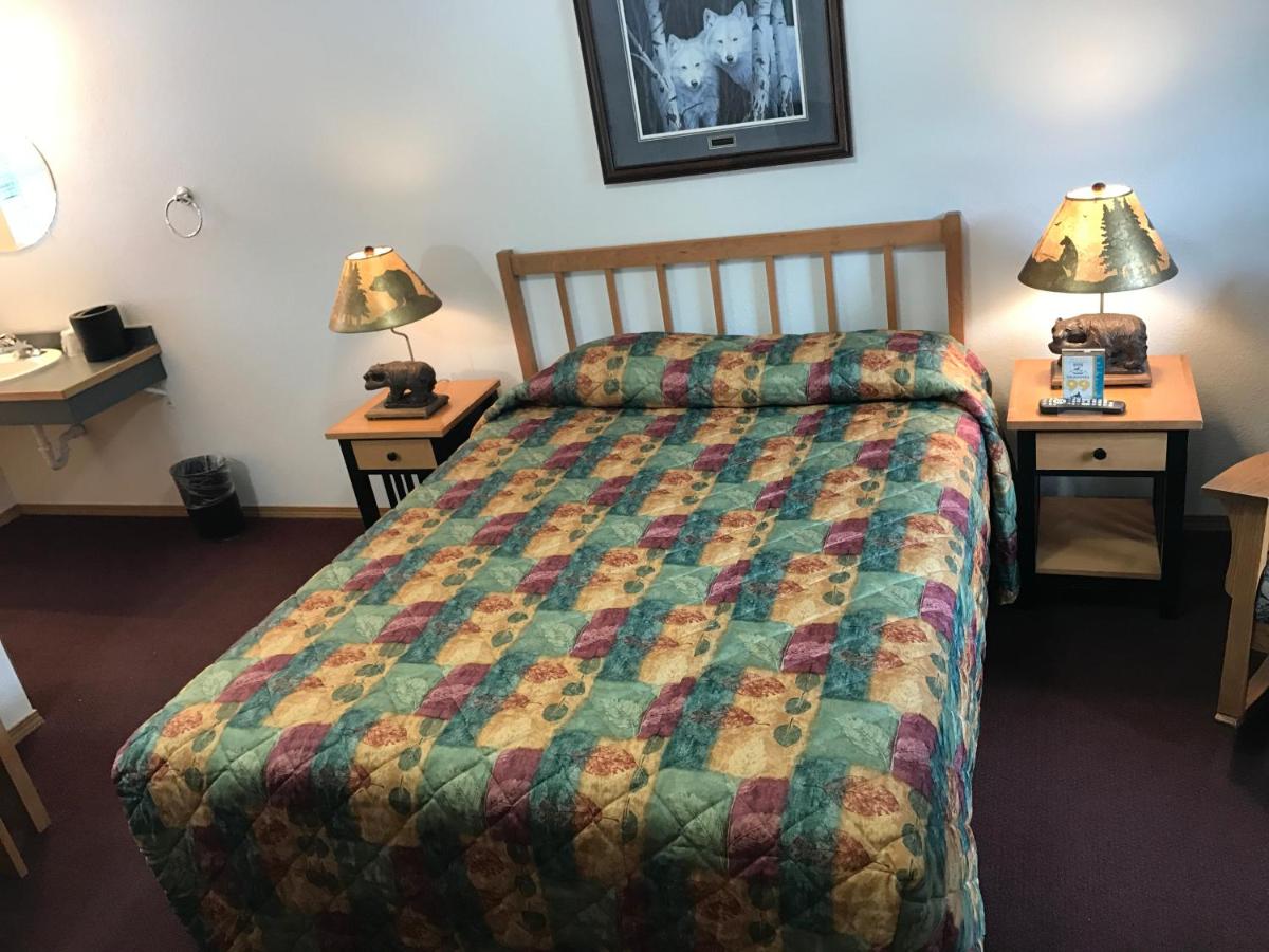 | Harborview Inn