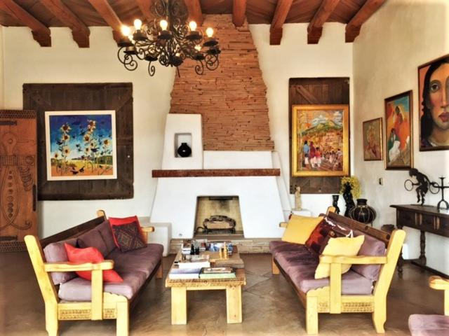 | Casa Benavides Inn