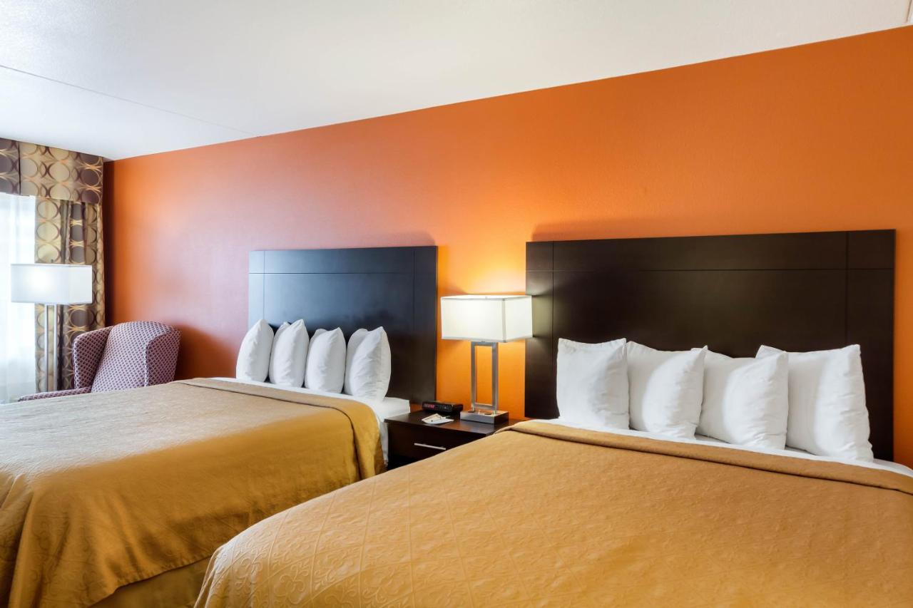 Queen Room with Two Queen Beds - Smoking at Quality Inn Siloam Springs West