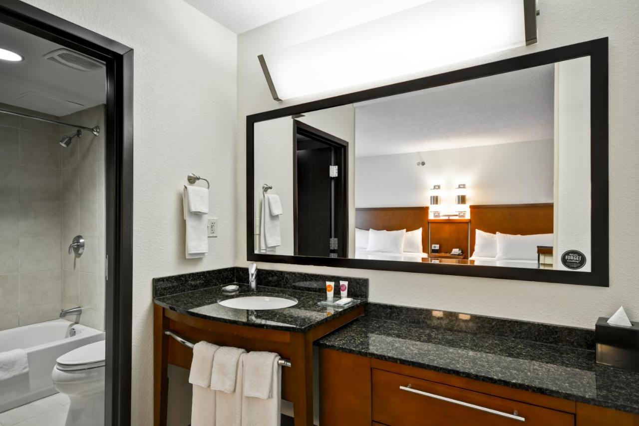 King Room - Non-Smoking at Hyatt Place Chicago/Naperville/Warrenville