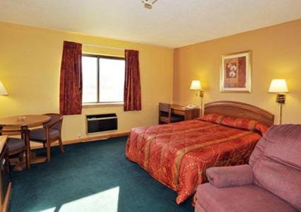 Queen Room - Non-Smoking at Econo Lodge Massena Hwy 37