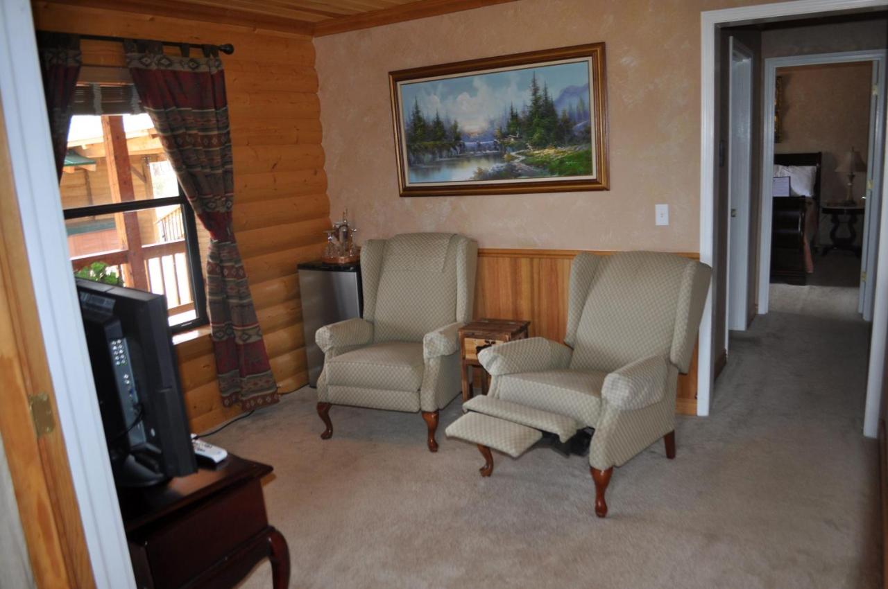 | Elkwood Manor Bed & Breakfast