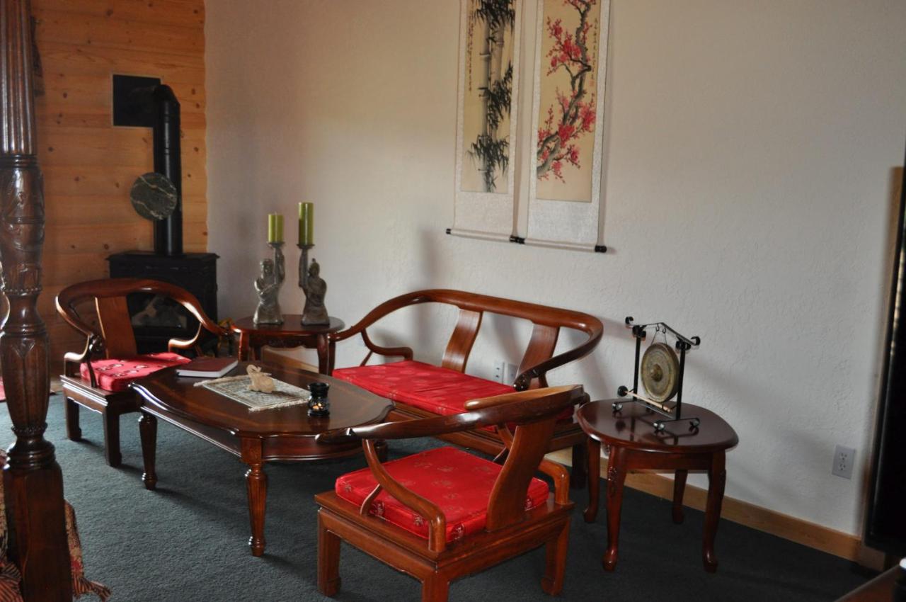| Elkwood Manor Bed & Breakfast
