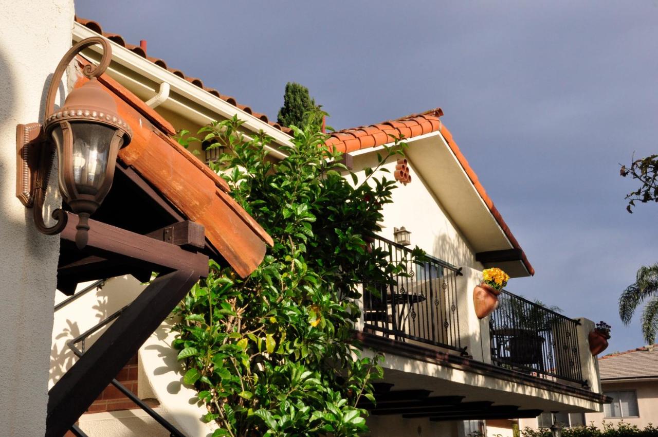 | The Eagle Inn