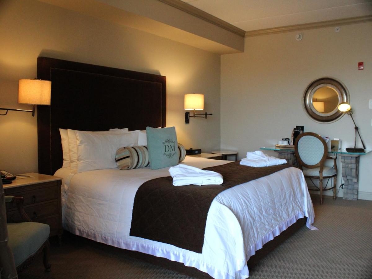 | Diamond Mills Hotel & Tavern