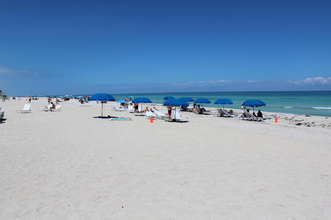 | 2 Bedroom 2 Bath Beachfront Condo on Miami Beach Millionaire Row