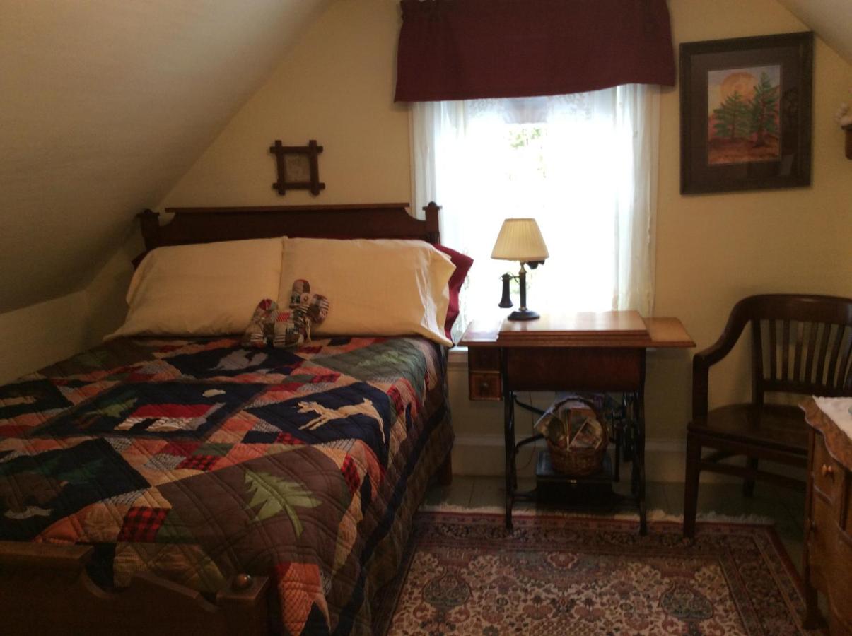 | Clary Lake Bed and Breakfast