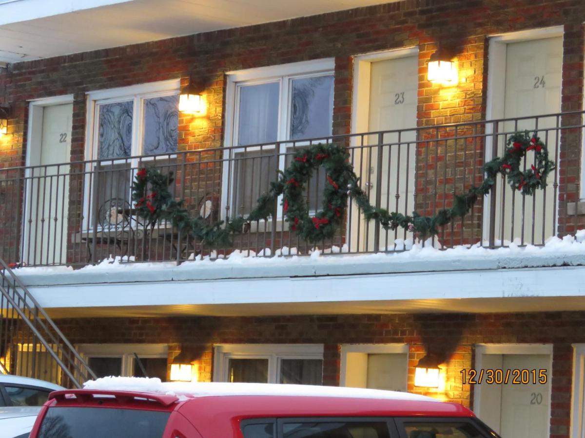 | Gateway Inn