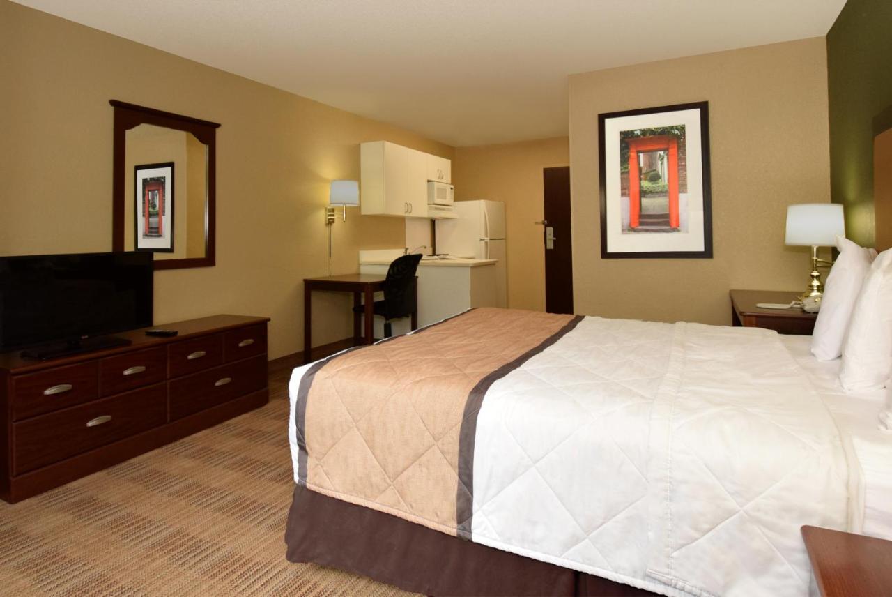 | Extended Stay America Suites - Orange County - Lake Forest
