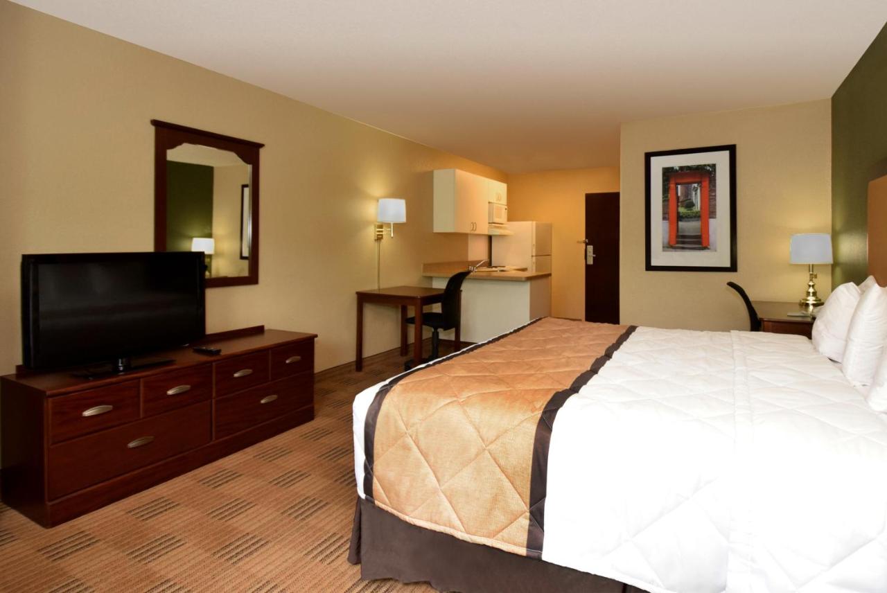 | Extended Stay America Suites - Orange County - Lake Forest