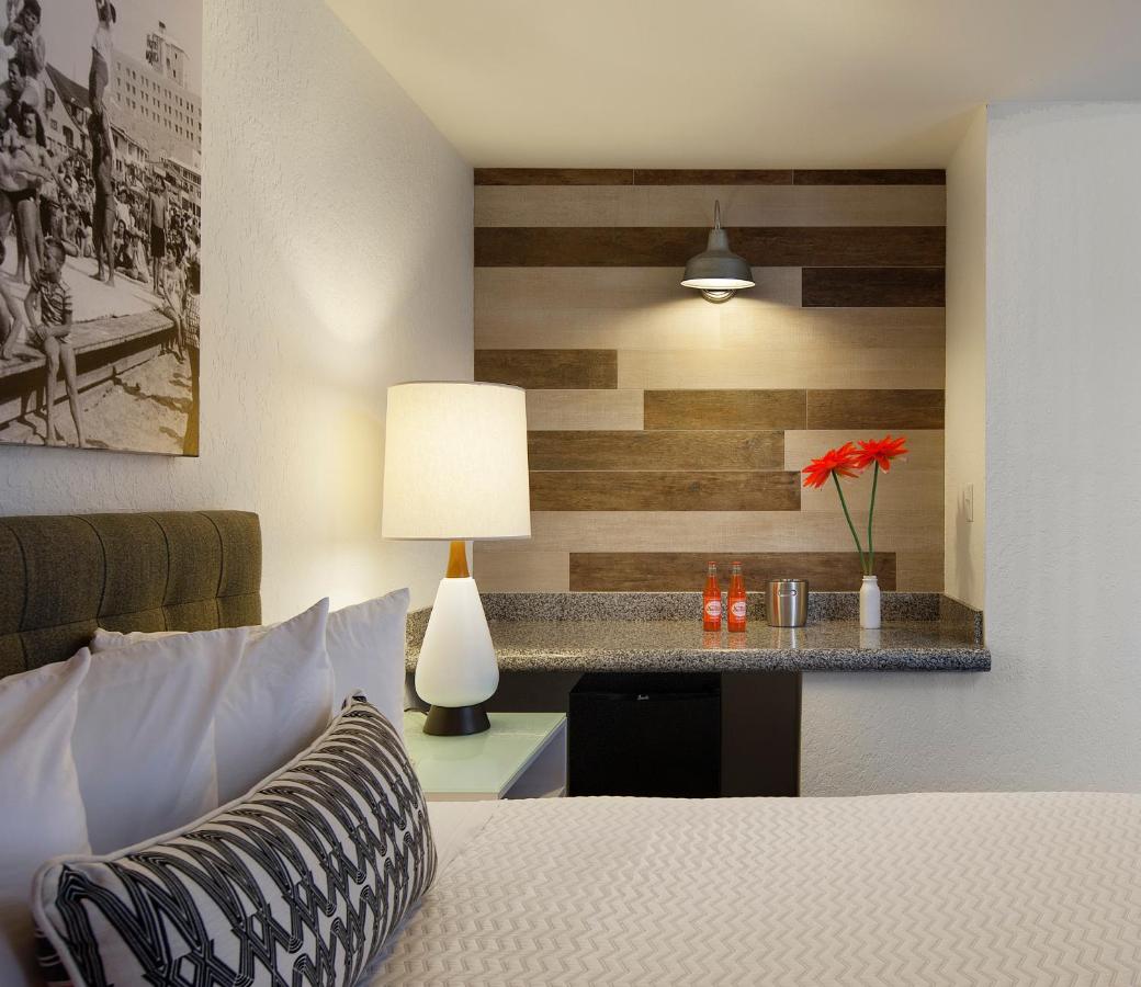  | Inn at Venice Beach
