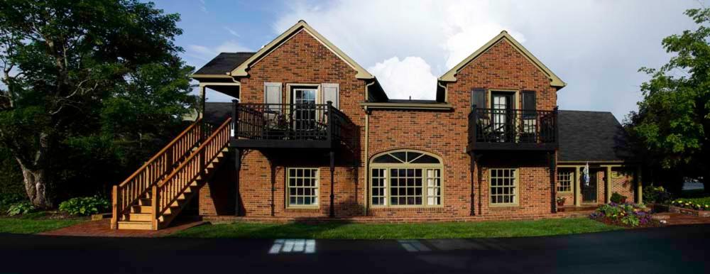 | Hillwinds Inn - Blowing Rock